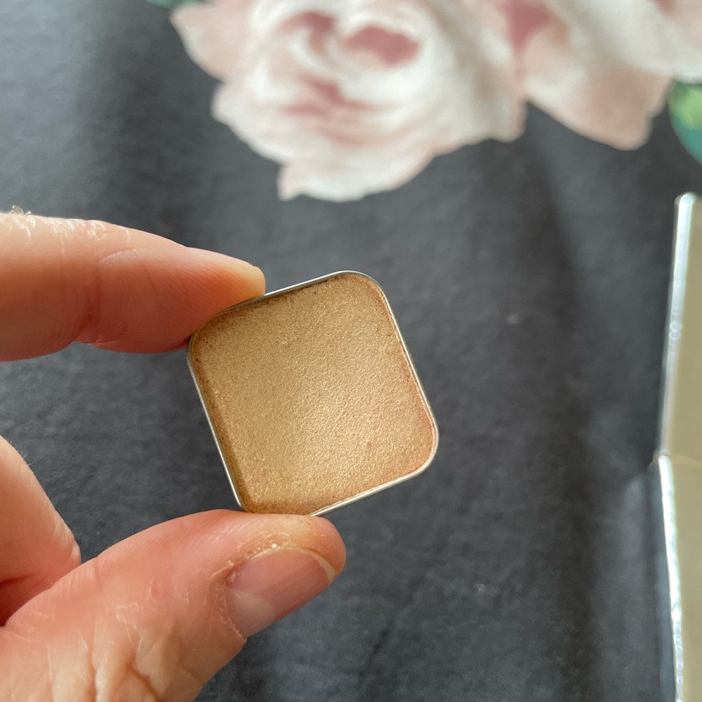 Seint: DRIFT eye shadow Gently used